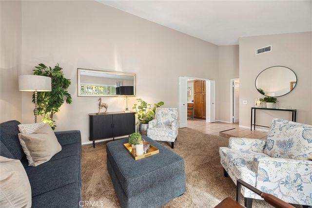 119 Helen, Fullerton, CA 92835