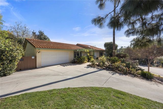 119 Helen, Fullerton, CA 92835
