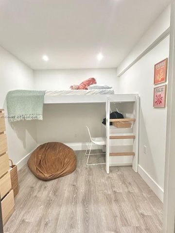 401 Ocean Dr 910, Miami Beach, FL 33139