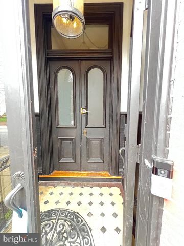 1533 W LOMBARD W, Baltimore, MD 21223