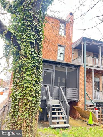 1533 W LOMBARD W, Baltimore, MD 21223