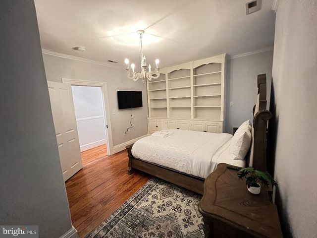 1533 W LOMBARD W, Baltimore, MD 21223