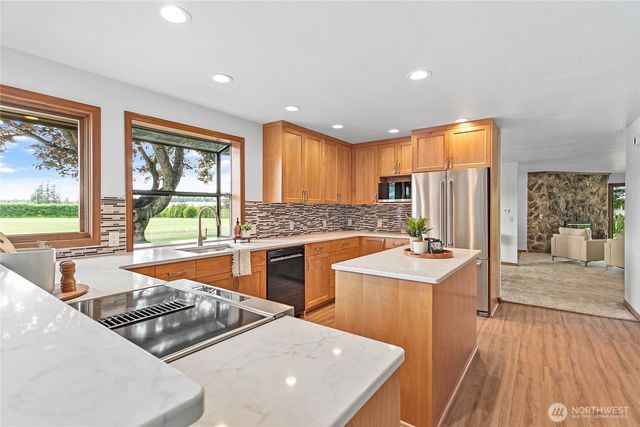 1133 E Pole Road, Everson, WA 98247