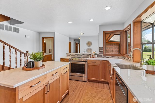 1133 E Pole Road, Everson, WA 98247