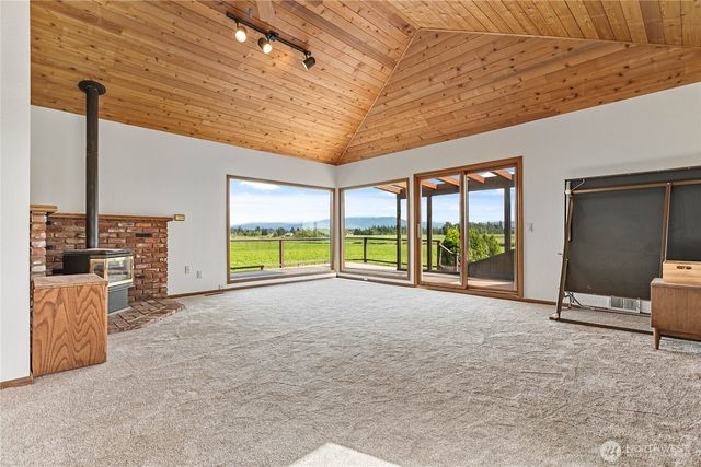1133 E Pole Road, Everson, WA 98247