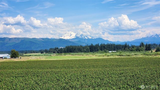 1133 E Pole Road, Everson, WA 98247