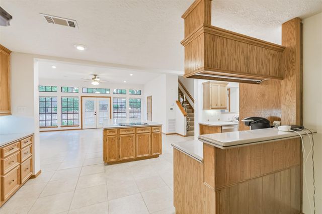 252 Springs Edge Drive, Conroe, TX 77356