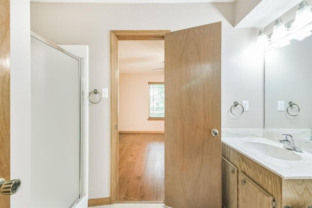 252 Springs Edge Drive, Conroe, TX 77356