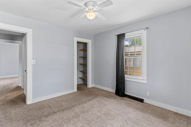 1433 E Division Street, Springfield, MO 65803
