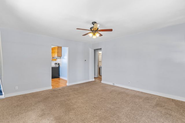 1433 E Division Street, Springfield, MO 65803