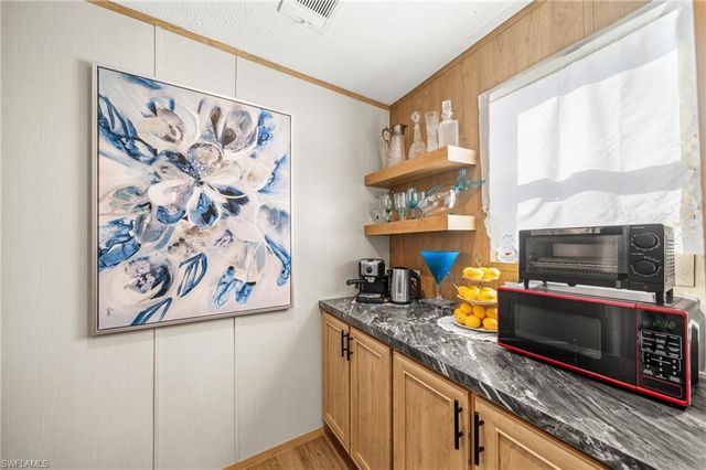 372 Santa Fe TRL, North Fort Myers, FL 33917