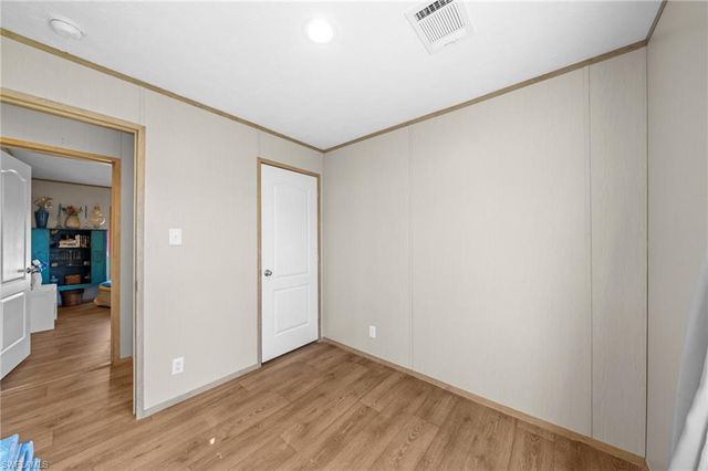 372 Santa Fe TRL, North Fort Myers, FL 33917