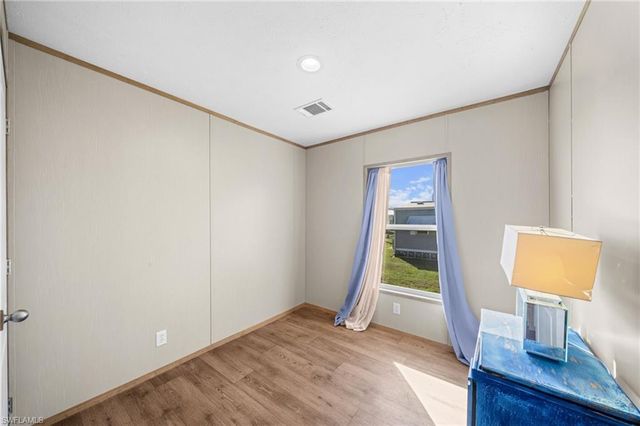 372 Santa Fe TRL, North Fort Myers, FL 33917