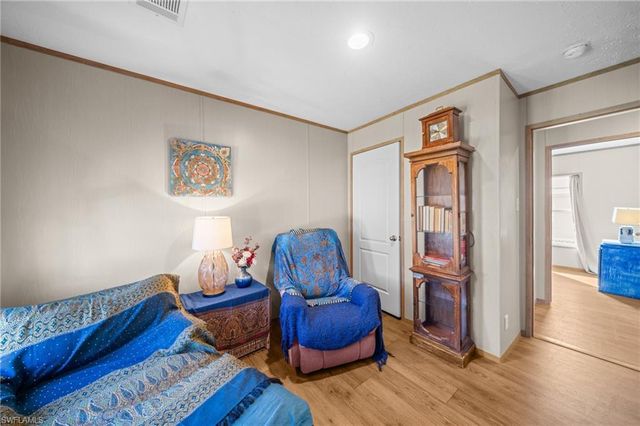 372 Santa Fe TRL, North Fort Myers, FL 33917