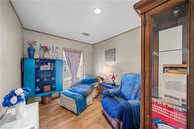 372 Santa Fe TRL, North Fort Myers, FL 33917