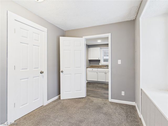 754 Arcadia Avenue, Cuyahoga Falls, OH 44221