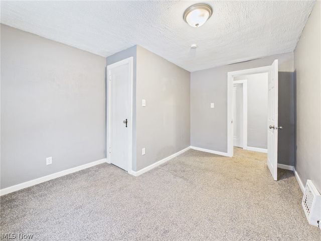 754 Arcadia Avenue, Cuyahoga Falls, OH 44221