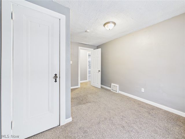 754 Arcadia Avenue, Cuyahoga Falls, OH 44221