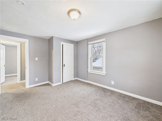 754 Arcadia Avenue, Cuyahoga Falls, OH 44221