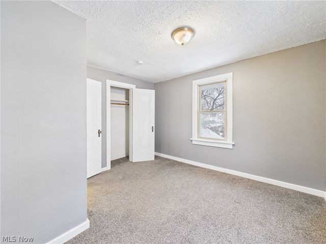 754 Arcadia Avenue, Cuyahoga Falls, OH 44221