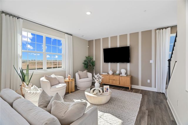 1094 Peachtree Road, Scott Twp, PA 15106