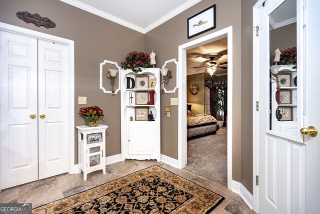 102 Canterbury Drive, Lagrange, GA 30241