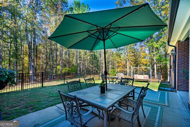 102 Canterbury Drive, Lagrange, GA 30241