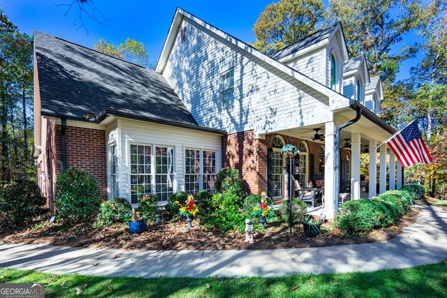 102 Canterbury Drive, Lagrange, GA 30241