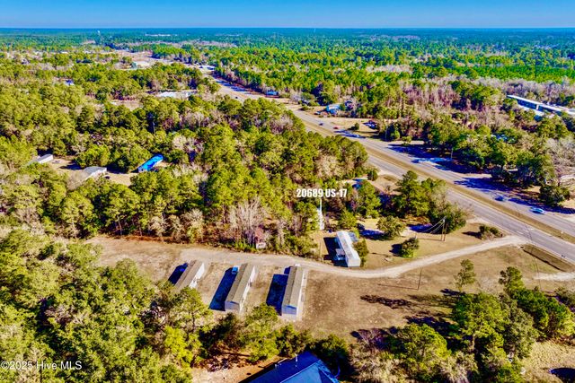 20689 Us Highway 17, Hampstead, NC 28443