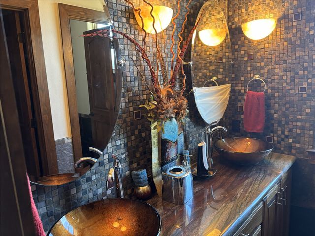 1252 Briar Court, Whitney, TX 76692