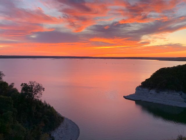 1252 Briar Court, Whitney, TX 76692