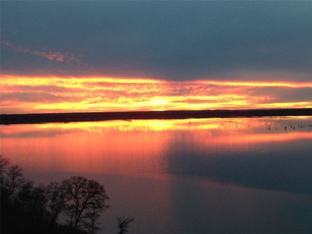 1252 Briar Court, Whitney, TX 76692