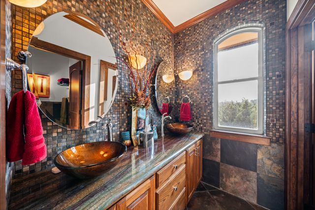 1252 Briar Court, Whitney, TX 76692