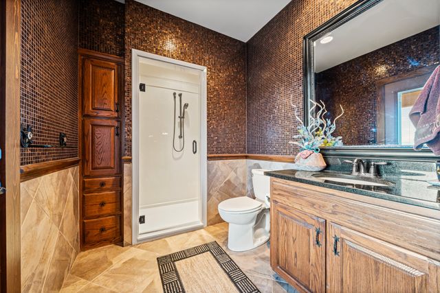 1252 Briar Court, Whitney, TX 76692