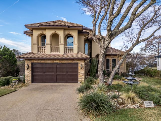 1252 Briar Court, Whitney, TX 76692