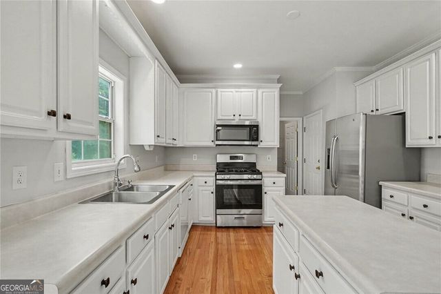 128 Crown Glen Way, Stockbridge, GA 30281