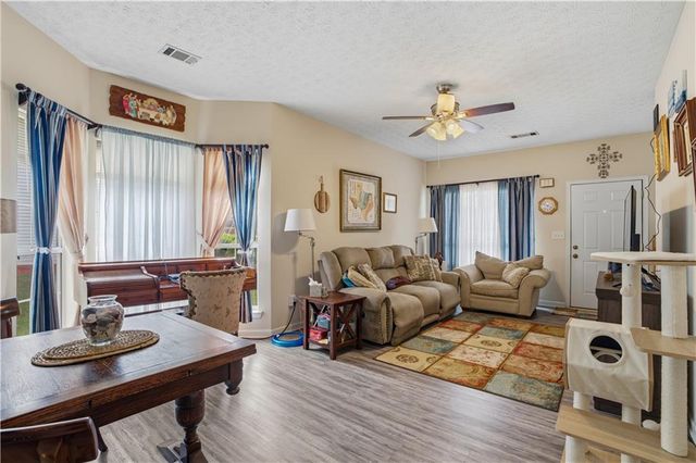 79 Timber Ridge Drive, Cartersville, GA 30121
