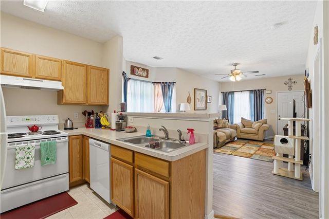 79 Timber Ridge Drive, Cartersville, GA 30121