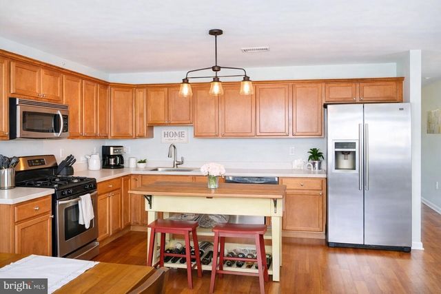 102 REDBUD LN, Mantua, NJ 08051