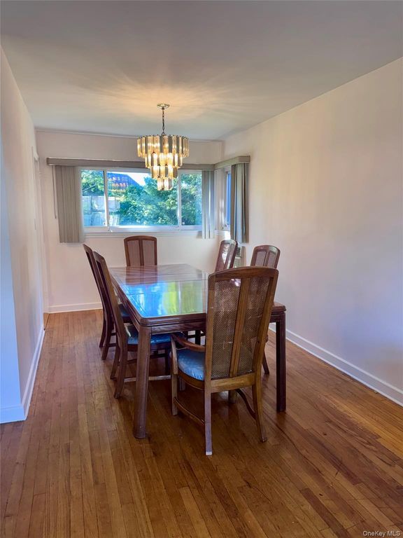 625 Knollwood Drive, West Hempstead, NY 11552 — photo 4