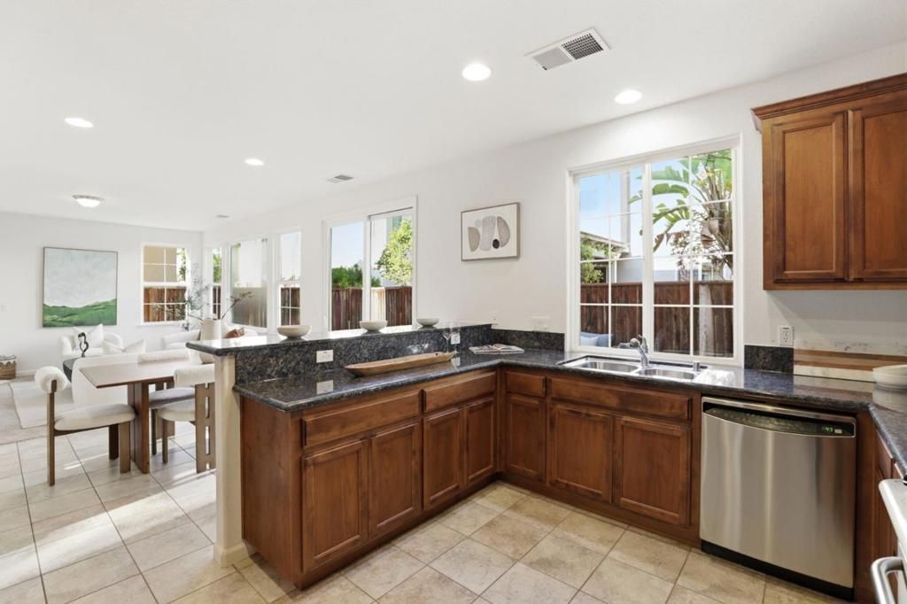 Image 15 of property listing at 2130 Payne Place, Santa Clara, CA 95054