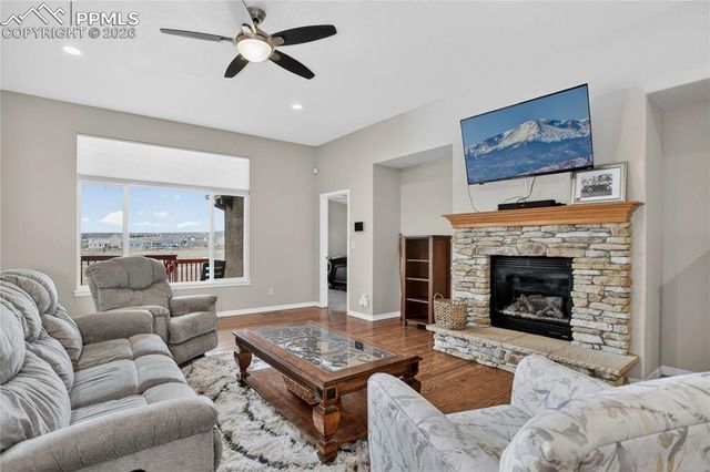 6178 Cumbre Vista Way, Colorado Springs, CO 80924