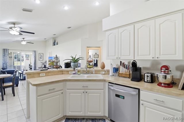 4632 N Lake Vista Trail, Hernando, FL 34442