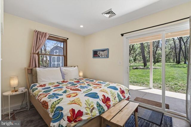 202 LAKE ARROWHEAD RD, Luray, VA 22835