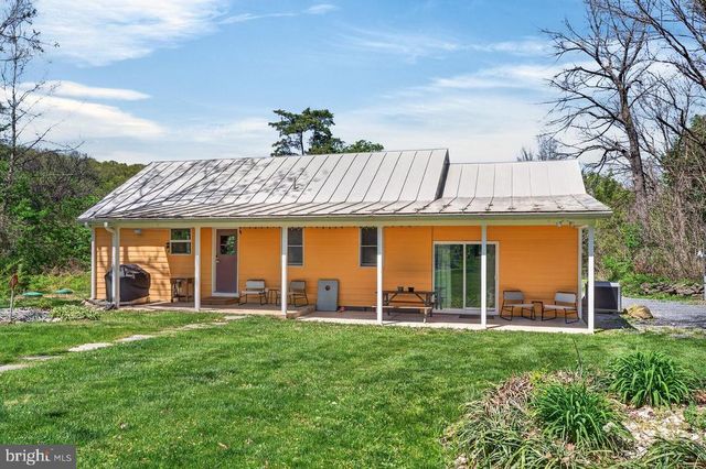 202 LAKE ARROWHEAD RD, Luray, VA 22835