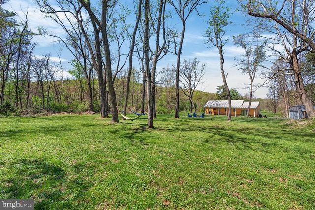 202 LAKE ARROWHEAD RD, Luray, VA 22835