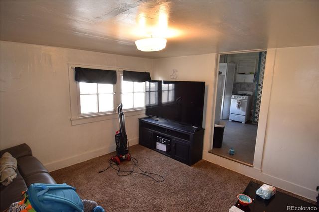 1106 Main Street, Canon City, CO 81212