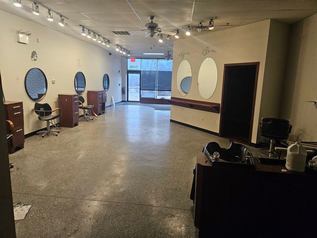 11308 Southwest Highway, Orland Park, IL 60467