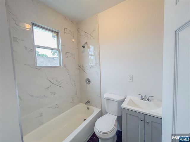 624 19th Street, Newark, NJ 07103