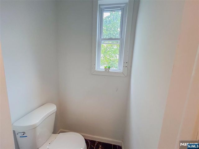 624 19th Street, Newark, NJ 07103